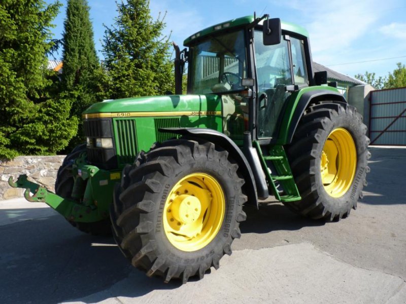 Oldtimer-Traktor tip John Deere 6910 TLS, Neumaschine in Звенигородка (Poză 1)