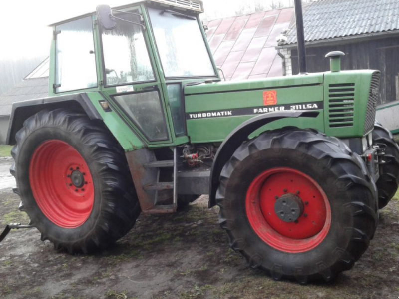 Oldtimer-Traktor tip Fendt Farmer 311 LSA,  in Стара Вижівка (Poză 1)