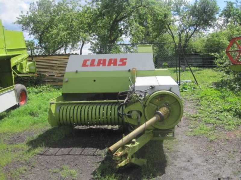 Hochdruckpresse tip CLAAS Markant 41,  in Белз