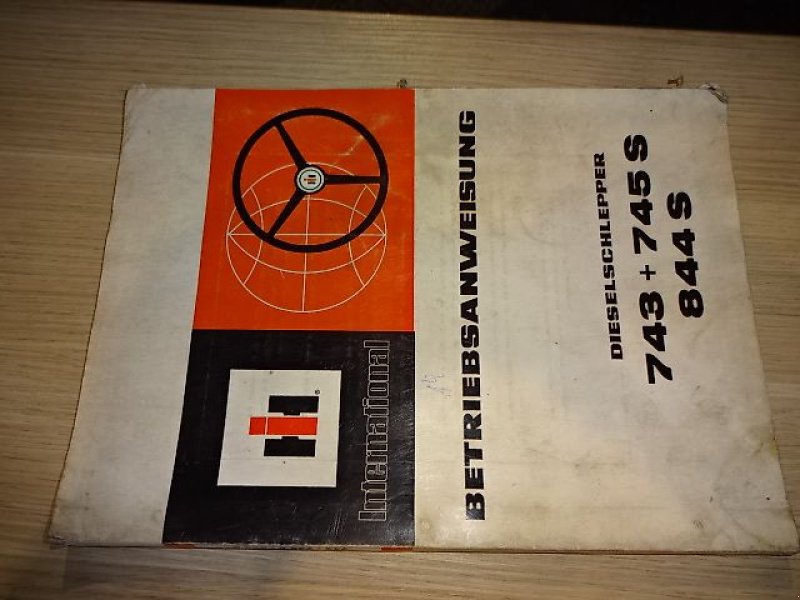 Werkstatthandbuch tip IHC 743- 745 S- 844-S Bedienungsanleitung, Gebrauchtmaschine in Neureichenau (Poză 1)